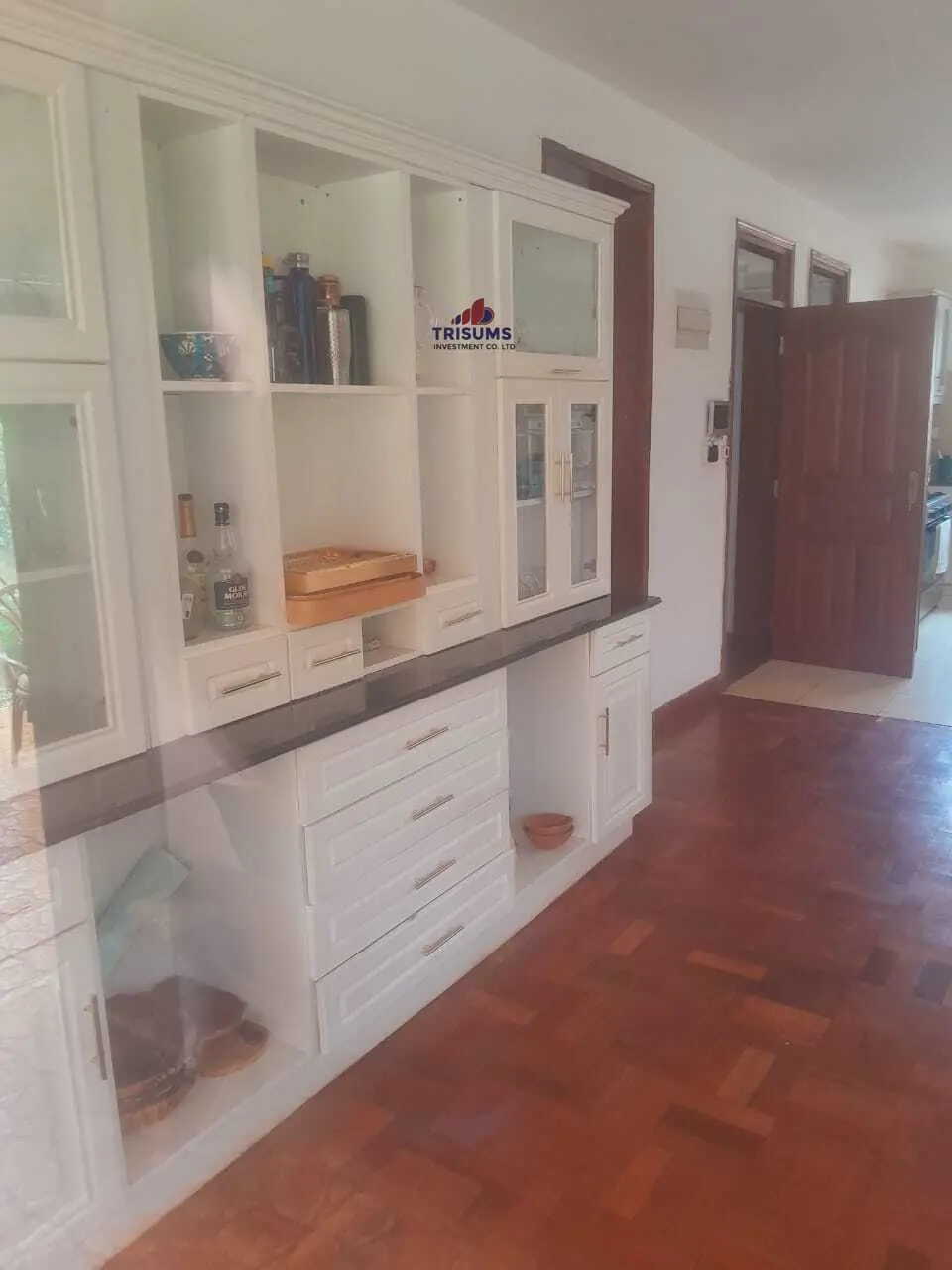 4-Bedroom Townhouse with a Private Swimming pool To Let